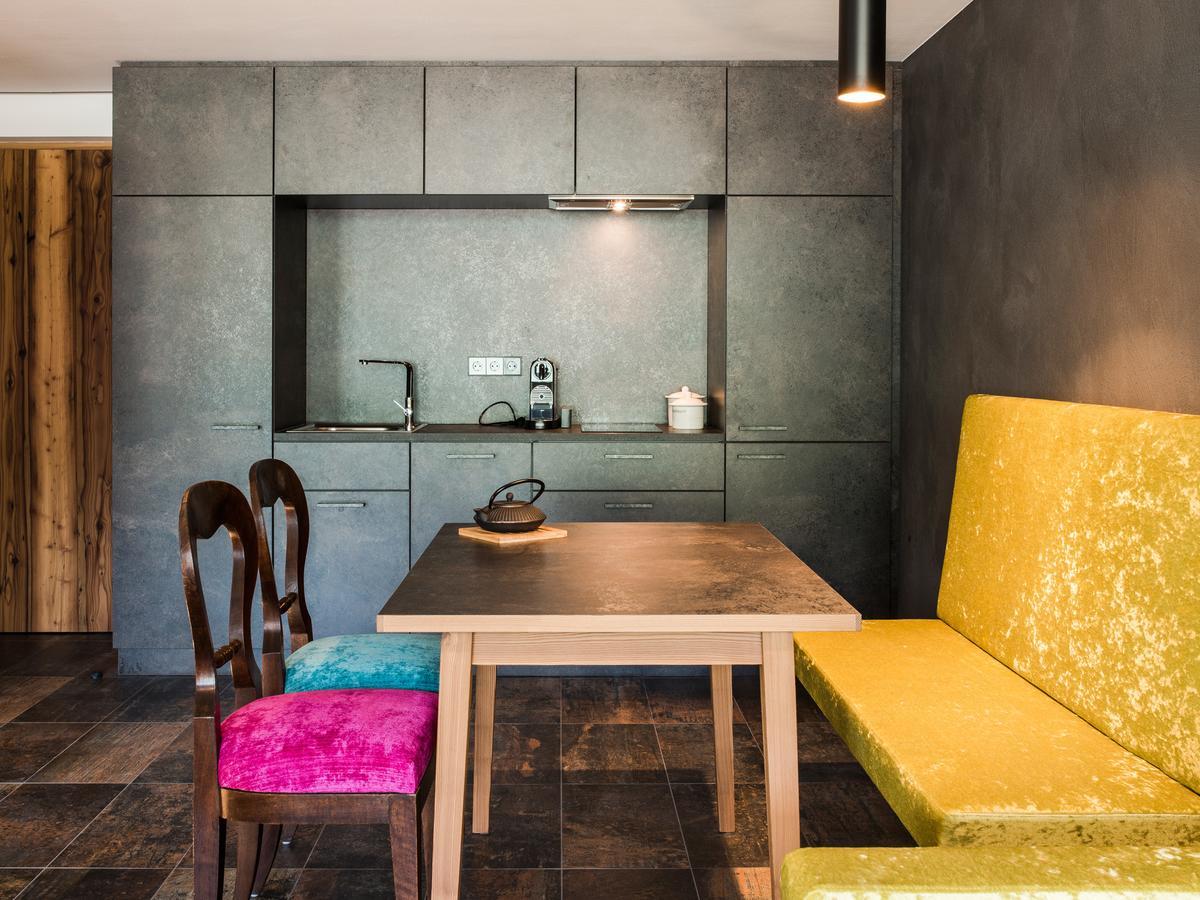 Garni Hotel Katzenthalerhof Лана Екстериор снимка