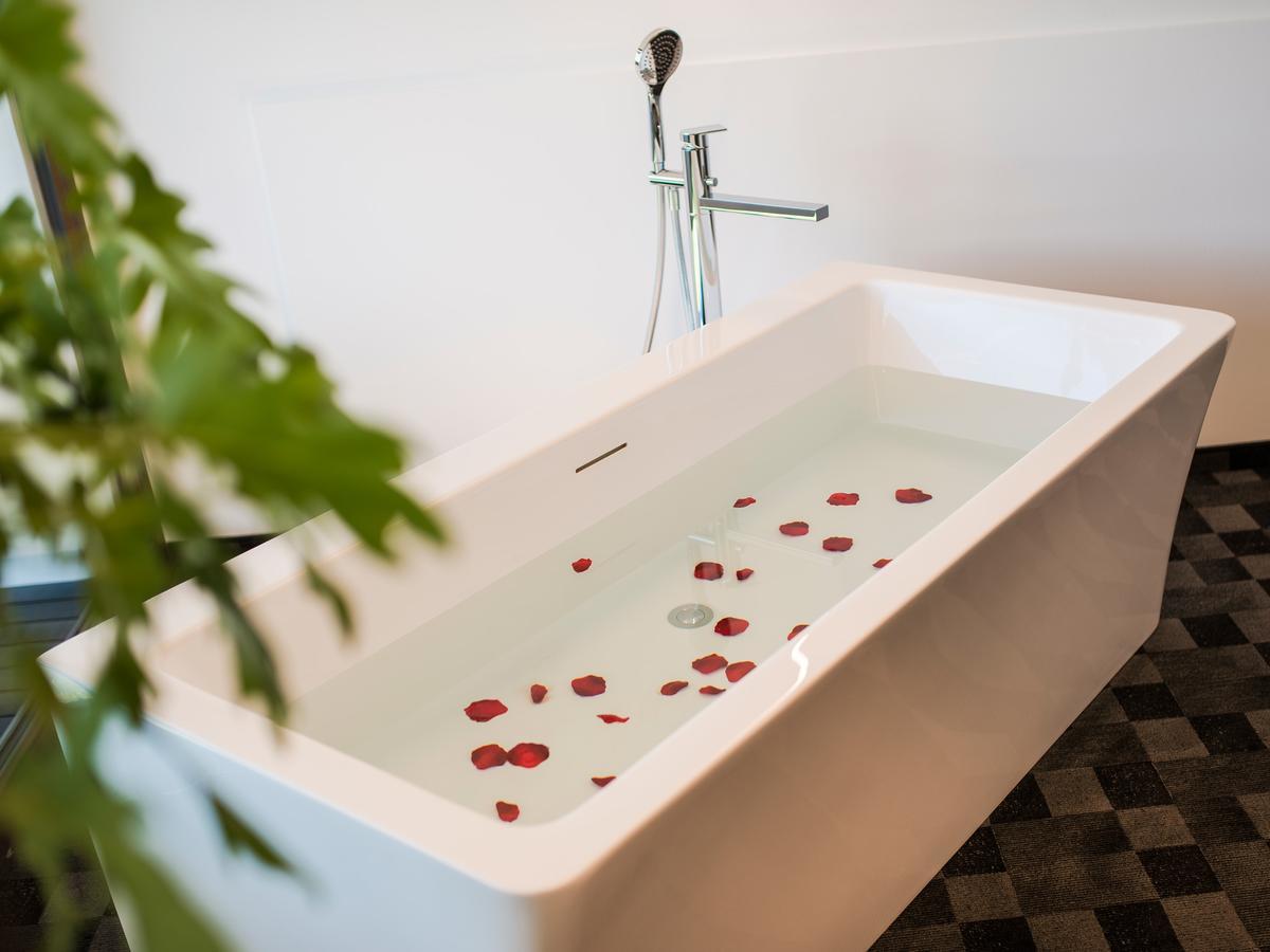 Garni Hotel Katzenthalerhof Лана Екстериор снимка