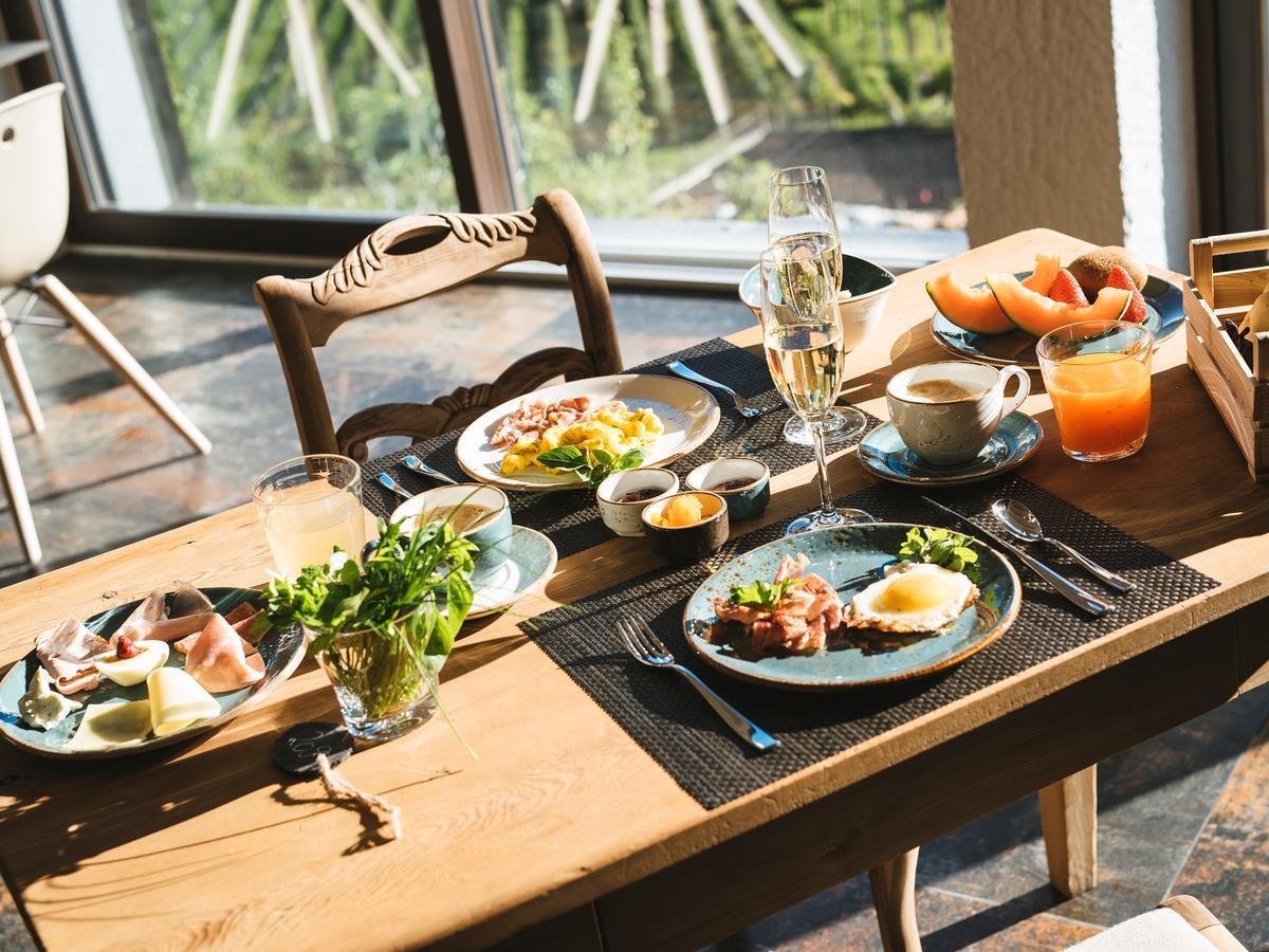 Garni Hotel Katzenthalerhof Лана Екстериор снимка