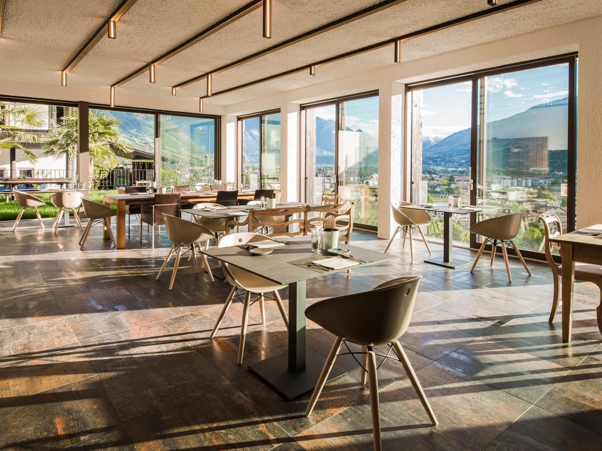 Garni Hotel Katzenthalerhof Лана Екстериор снимка