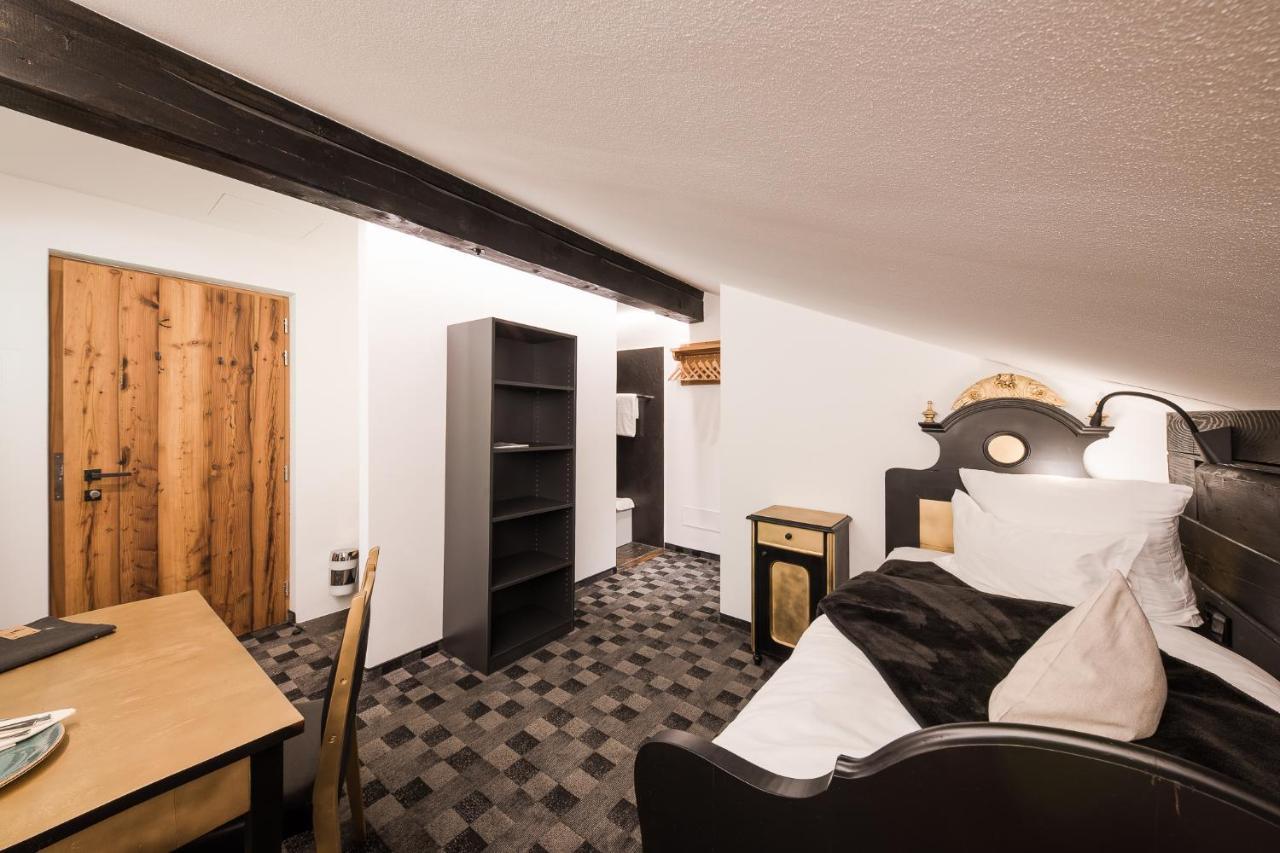 Garni Hotel Katzenthalerhof Лана Екстериор снимка