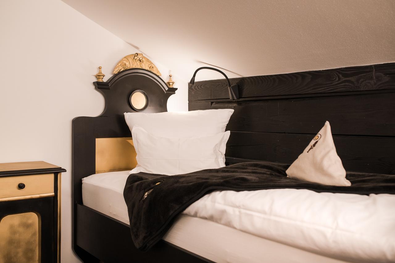 Garni Hotel Katzenthalerhof Лана Екстериор снимка